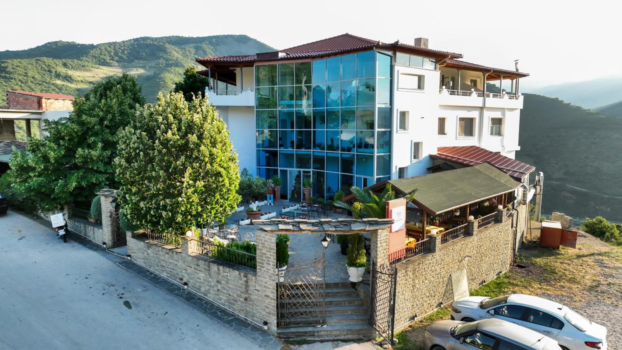 Hotel Kanione Cerenisht 외부 사진